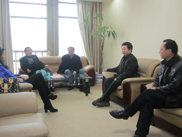 江苏省浙江商会副秘书长一行来我商会秘书处走访(图1)
