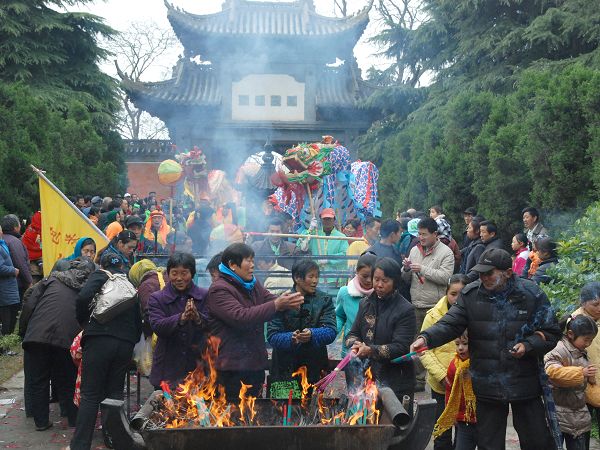 和县乌江民俗：玩龙灯、霸王庙会(图1)