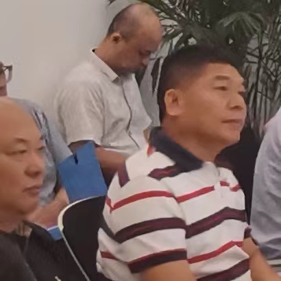 市、区工商联、兄弟商会一行来我会检查指导创建全国“四好”商会工作(图9) 市、区工商联、兄弟商会一行来我会检查指导创建全国“四好”商会工作(图9)