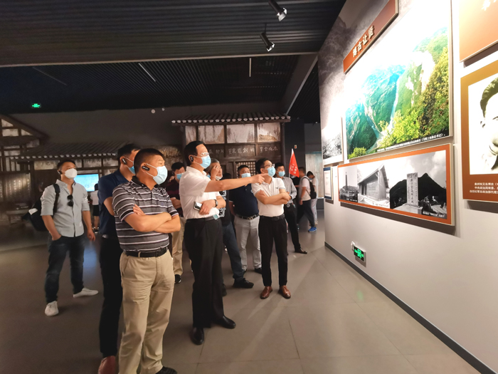 追寻长征足迹 重温红色之心(图2) 追寻长征足迹 重温红色之心(图2)